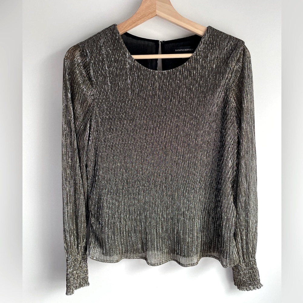 Banana Republic Metallic Smocked Sleeve Top Size Small